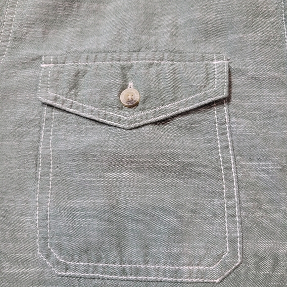 EUC Woolrich Shirt Men's sz Large Green Atlas Chambray Short Sleeve Button Up - Picture 2 of 7